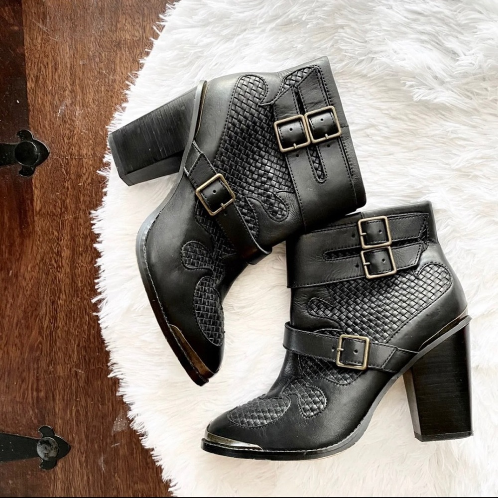 Kensie | Black Hamlin Western Woven Booties